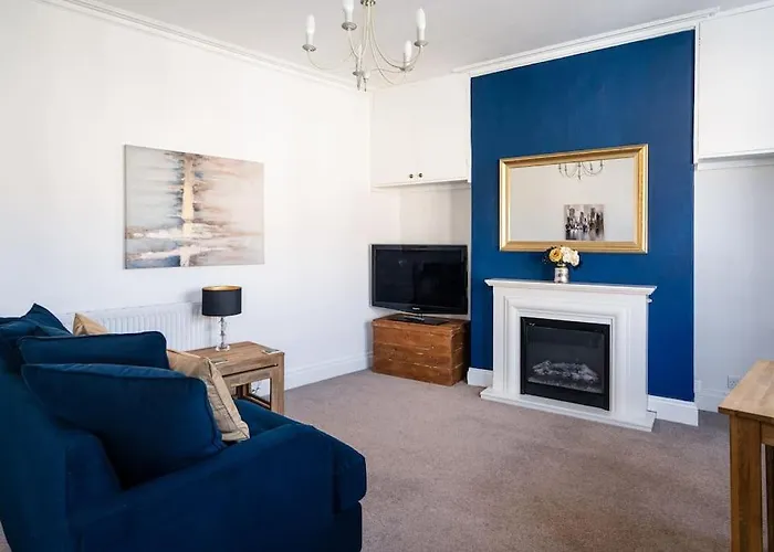 Central Bath Apartment