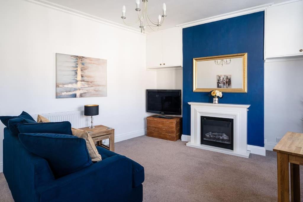 Central Bath Apartment * Бат